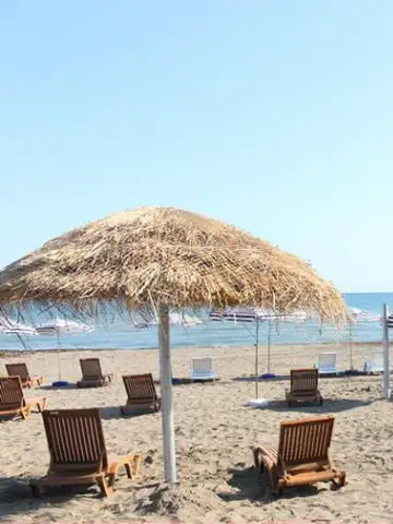 امکانات ساحل کاسپین