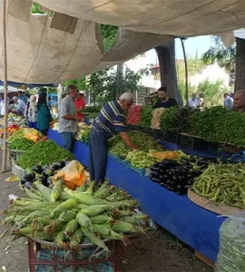 تصویر شنبه بازار انزلی