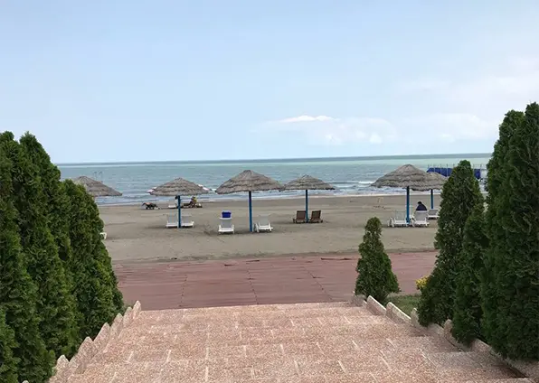 ساحل کاسپین منطقه آزاد انزلی