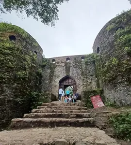 قلعه رودخان رشت