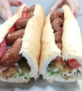 ساندویچ متری شازده رشت