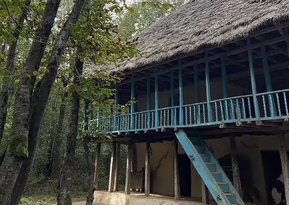 معماری بومی و سنتی خانه‌های روستایی گیلان