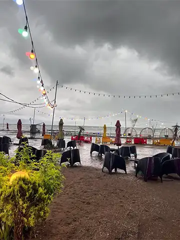 هوای بارانی ساحل جفرود