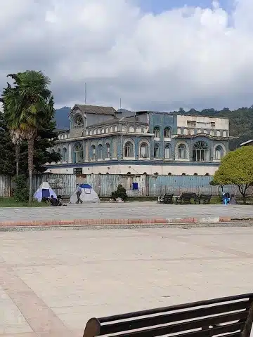 نمای کاخ سردار امجد