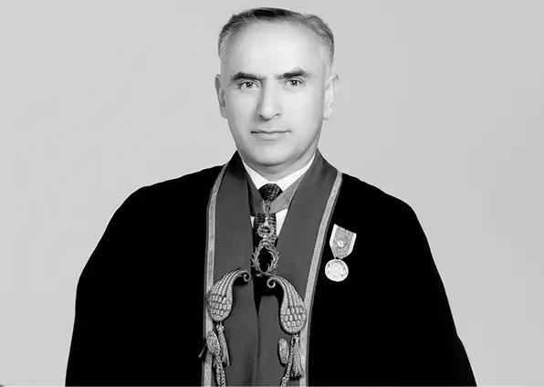 محمدعلی مجتهدی، متولد لاهیجان، یکی از تأثیرگذارترین چهره‌های تاریخ آموزش ایران است.