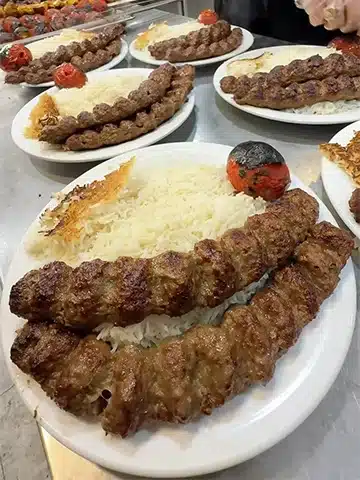 کباب کوبیده رستوران کاسی