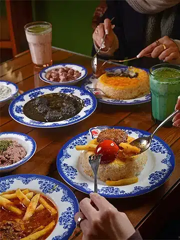 غذاهای متنوع در رستوران شمس العماره