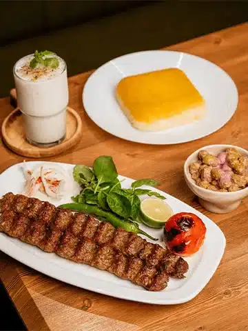 غذای ایرانی کافه رستوران ویژند