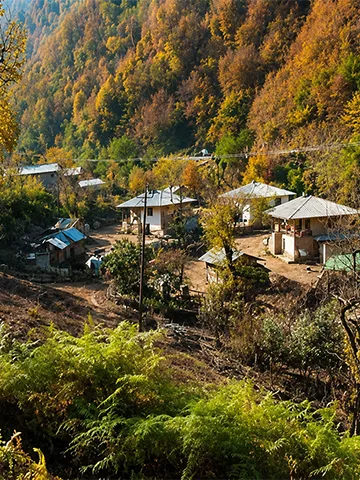 خانه‌های روستای چسلی