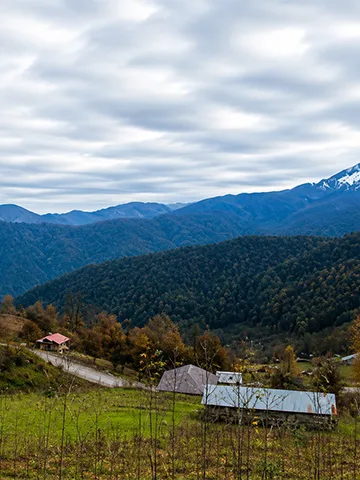 کوه‌های روستای چسلی