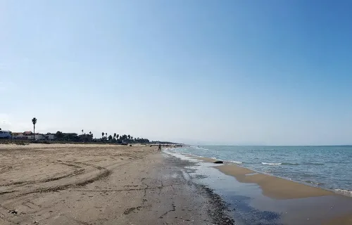 پلاژ بانوان ساحل مروارید خزر زیباکنار