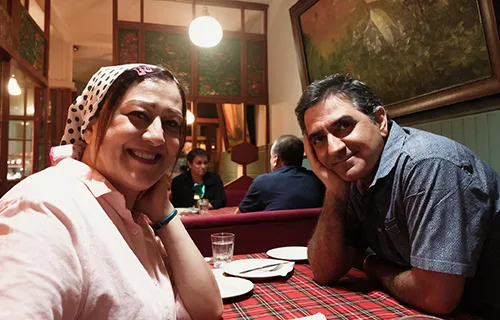 فاطمه هاشمی و همسرش مزدک مراقبتی